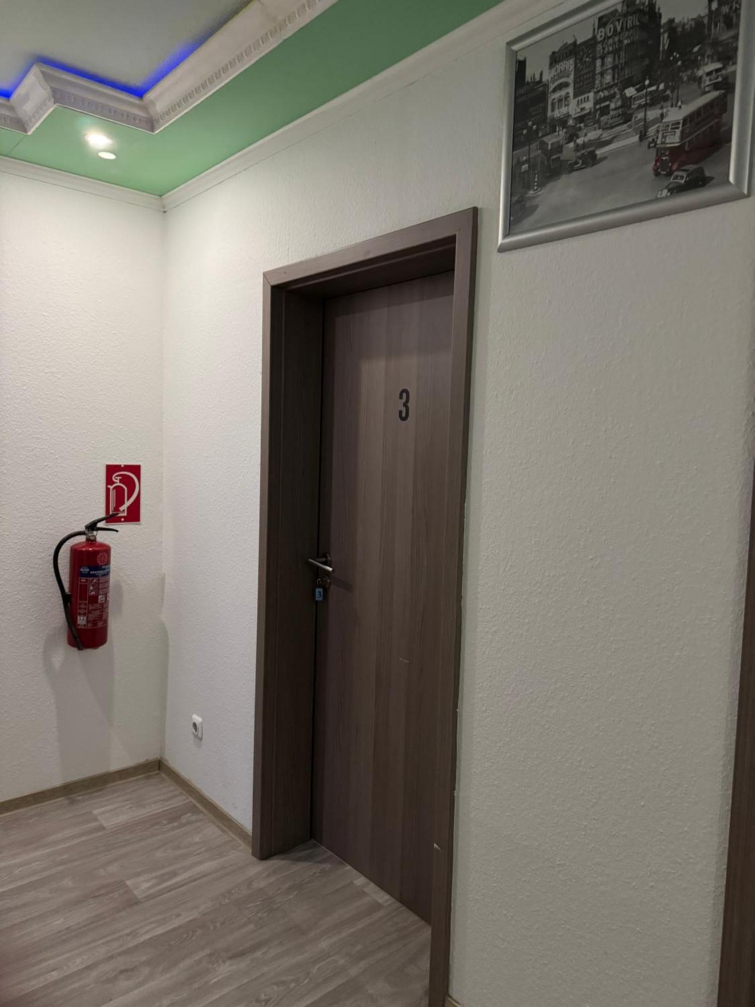 Hotel-Pension Alt-Heidenberg Siegen Exteriör bild